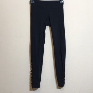 Athleta Girl mind the mat lattice leggings L